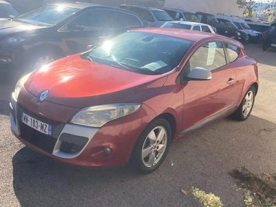 Rouge Occasion 2010 Renault Mégane Coupé Dynamique Coupé | 7 900 €