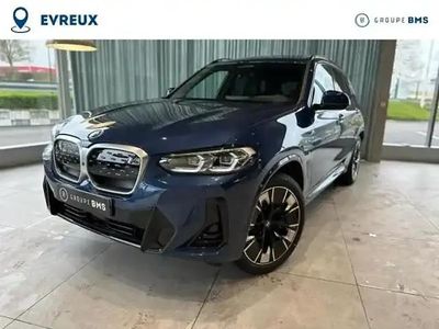 Phytonicblau métallisé Occasion 2025 BMW iX3 Impressive SUV | 58 900 € (Prix assez cher)