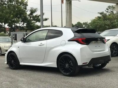 Blanc Occasion 2021 Toyota Yaris Berline | 27 000 €