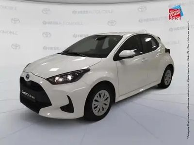 Blanc Occasion 2023 Toyota Yaris Hybrid Berline | 18 499 € (Bon prix)