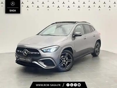 Gris foncé Occasion 2025 Mercedes GLA250 AMG line SUV | 43 900 € (Prix juste)