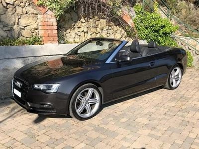 Occasion Audi A5 Cabriolet Ambition 177 ch (130 kW) 2012 Gris Cabriolet