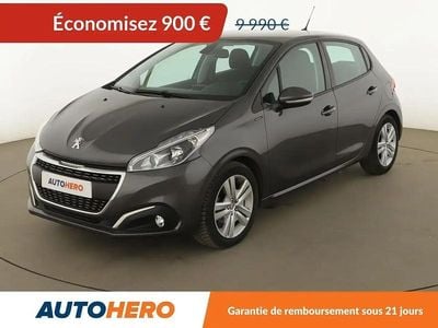 Gris Occasion 2018 Peugeot 208 Signature Sky Citadine | 9 090 € (Prix juste)