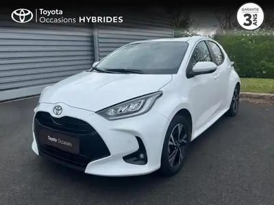 Blanc Occasion 2024 Toyota Yaris Hybrid Design Berline | 23 900 € (Prix assez cher)