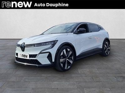 Blanc Occasion 2022 Renault Megane E-Tech Techno Berline | 22 990 € (Prix juste)