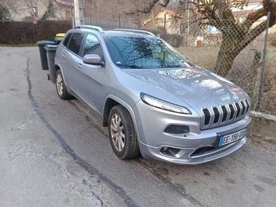 Argent Occasion 2016 Jeep Cherokee Overland SUV | 11 000 €