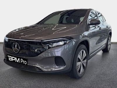 Mercedes EQA250+