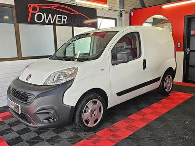 Blanc Occasion 2020 Fiat Fiorino Monospace | 7 990 €
