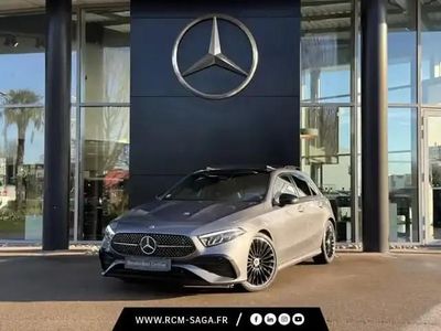Gris foncé Occasion 2023 Mercedes A180 AMG line Berline | 33 900 € (Prix cher)