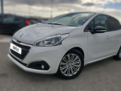 Blanc Occasion 2019 Peugeot 208 Signature Sky Citadine | 8 490 € (Prix juste)