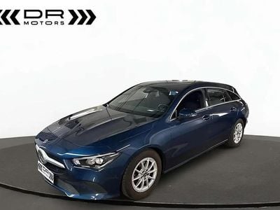 Bleu Occasion 2020 Mercedes CLA180 Berline | 22 995 € (Prix juste)