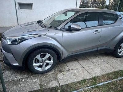 Gris Occasion 2018 Toyota C-HR SUV | 19 000 € (Prix juste)