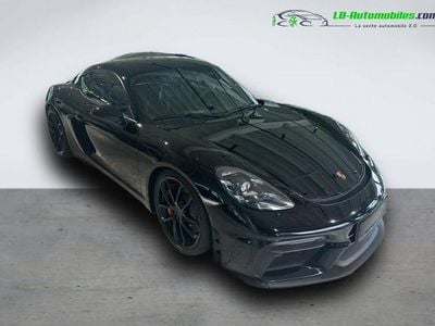 Porsche Cayman GT4