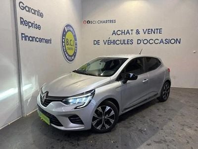 Gris Occasion 2022 Renault Clio V Equilibre Berline | 11 490 € (Bon prix)