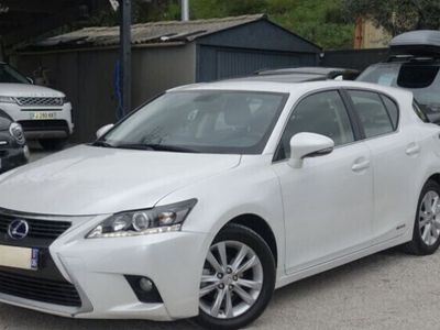 Lexus CT200h