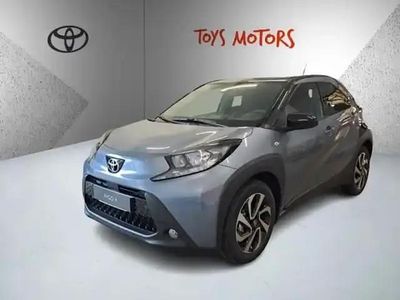 Occasion Toyota Aygo Design 72 ch (52 kW) 2025 Gris clair Citadine