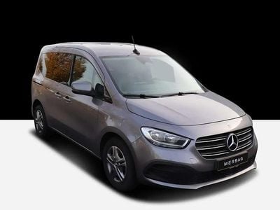 Gris Occasion 2023 Mercedes 180 Style Berline | 31 282 € (Prix juste)