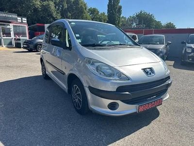 Peugeot 1007