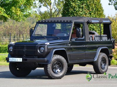 Noir Occasion 1991 Mercedes G230 SUV | 69 000 €