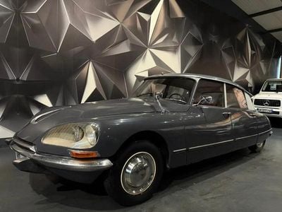 Gris Occasion 1968 Citroën DS | 7 690 €