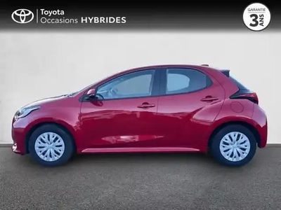 Occasion Toyota Yaris Hybrid 116 ch (85 kW) 2023 Rouge intense (n) Berline