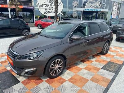 Brun Occasion 2016 Peugeot 308 Allure Break | 8 950 € (Prix assez cher)