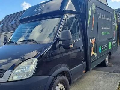 Occasion Iveco Daily 102 ch (75 kW) 2010 Noir Van