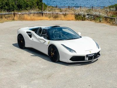 Blanc Occasion 2016 Ferrari 488 Cabriolet | 234 990 €