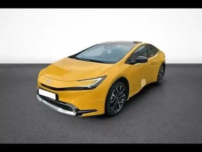 Jaune astral métallisé Occasion 2023 Toyota Prius Lounge Berline | 35 990 € (Prix juste)