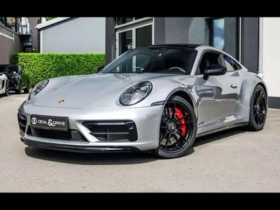 Porsche 911 Carrera 4 GTS