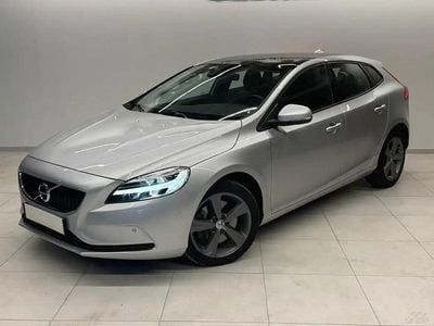 Occasion Volvo V40 124 ch (91 kW) 2019 Argent Berline