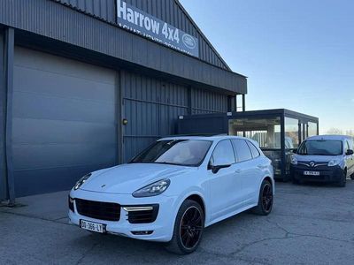 Blanc Occasion 2015 Porsche Cayenne Turbo SUV | 52 990 €