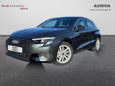 Gris manhattan métallisé Occasion 2024 Audi A3 Sportback e-tron Business Citadine | 33 890 € (Prix juste)
