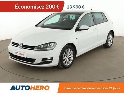 Blanc Occasion 2016 VW Golf LOUNGE Berline | 13 790 € (Bon prix)