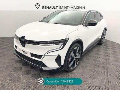 Blanc Occasion 2022 Renault Megane E-Tech Techno Berline | 24 490 € (Prix assez cher)