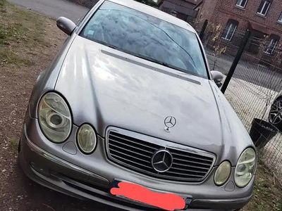 Occasion 2002 Mercedes E220 Avantgarde Berline | 4 000 €