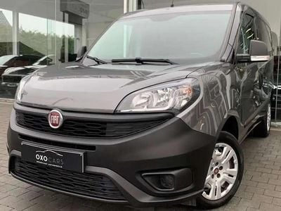 Gris Occasion 2021 Fiat Doblò Monospace | 11 900 €
