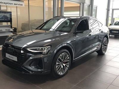 Gris daytona nacré Occasion 2024 Audi Q8 Sportback e-tron S-Line SUV | 59 900 € (Prix juste)