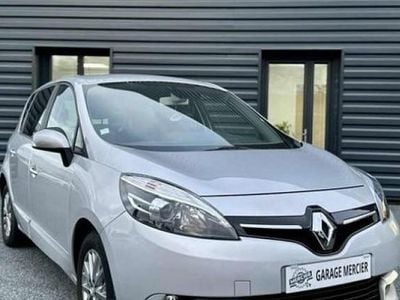 Gris Occasion 2013 Renault Scénic III LIMITED Monospace | 9 990 € (Prix assez cher)