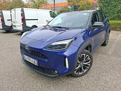 Bleu Occasion 2022 Toyota Yaris Hybrid Berline | 16 199 € (Bon prix)