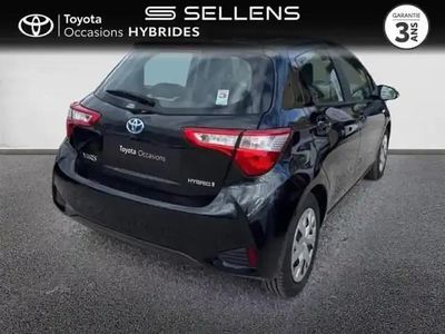Noir intense Occasion 2018 Toyota Yaris Hybrid Business Edition Berline | 14 990 € (Prix juste)