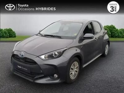 Occasion Toyota Yaris Hybrid Business Edition 116 ch (85 kW) 2023 Gris atlas (m) Berline