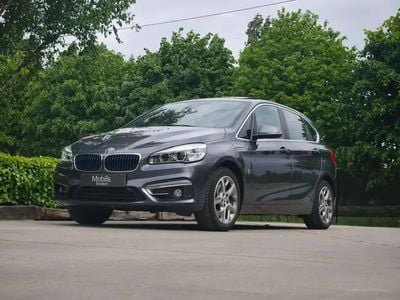 BMW 225