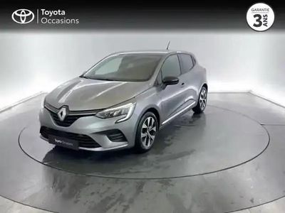 Blanc Occasion 2023 Renault Clio V Evolution Berline | 15 890 € (Prix juste)