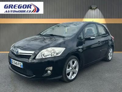 Toyota Auris Hybrid
