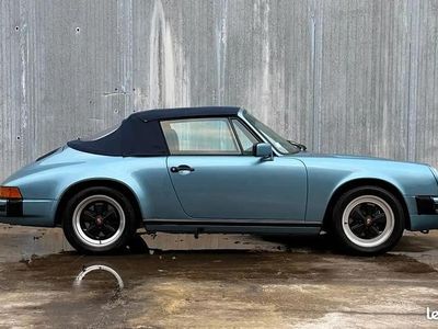 Bleu Occasion 1986 Porsche 911 Carrera Cabriolet Cabriolet | 64 900 €