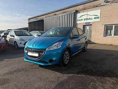 Bleu Occasion 2013 Peugeot 208 Allure Citadine | 6 999 € (Prix cher)