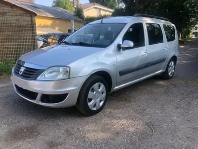 Gris Occasion 2009 Dacia Logan MCV Lauréate Break | 3 300 €