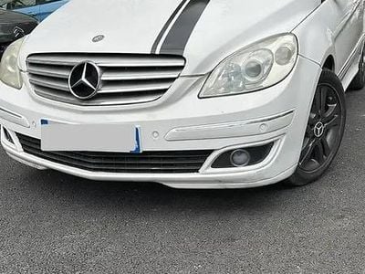 Mercedes B180