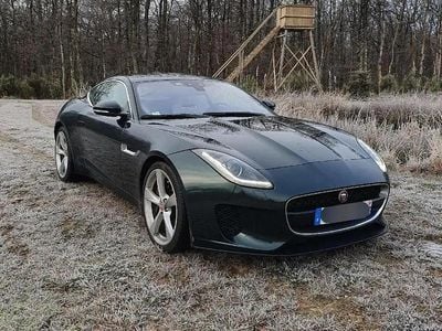 Vert Occasion 2019 Jaguar F-Type R-Dynamic Coupé | 51 900 €